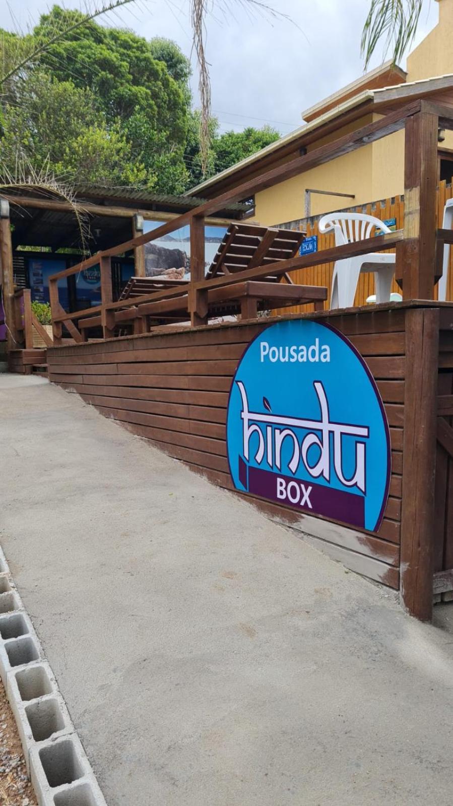 Hindu Box Containers E Cabanas Прайя-ду-Роза Экстерьер фото
