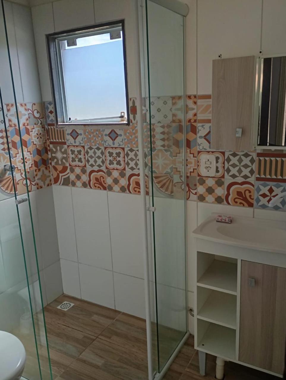 Hindu Box Containers E Cabanas Прайя-ду-Роза Экстерьер фото